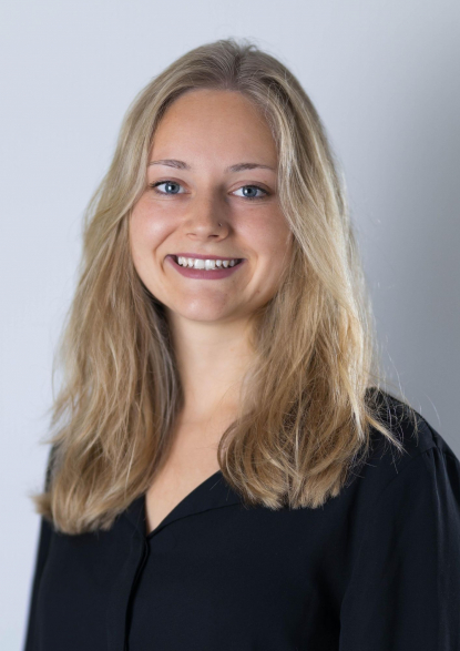 Portrait-Celine_258KB.jpg